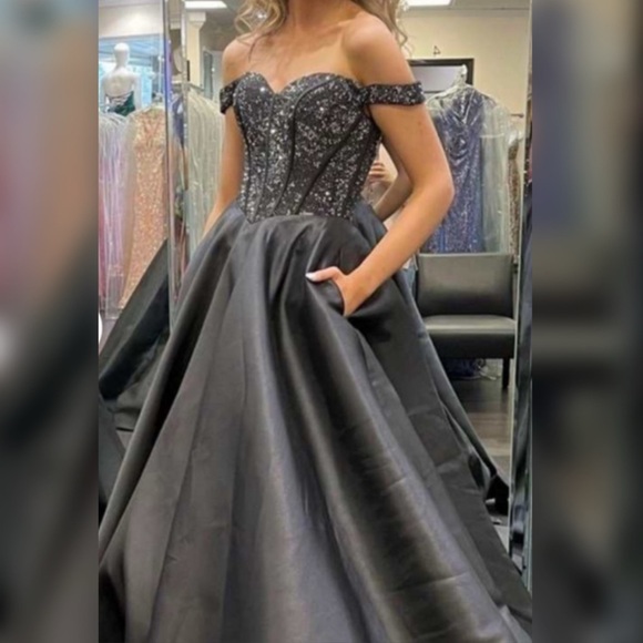 Sherri Hill Dresses & Skirts - Sherri Hill black prom dress or a line ball gown black wedding dress